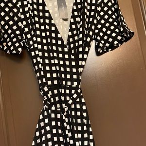 Ann Taylor Petite black and white wrap dress. Never worn- new with tags.